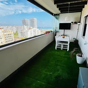 https://atico-con-piscina-y-vistas-al-mar-parque-litoral.es-andalucia.com