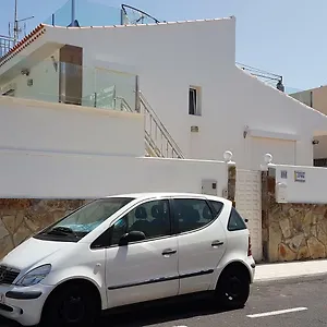 https://casa-julia.tenerifehoteles.net